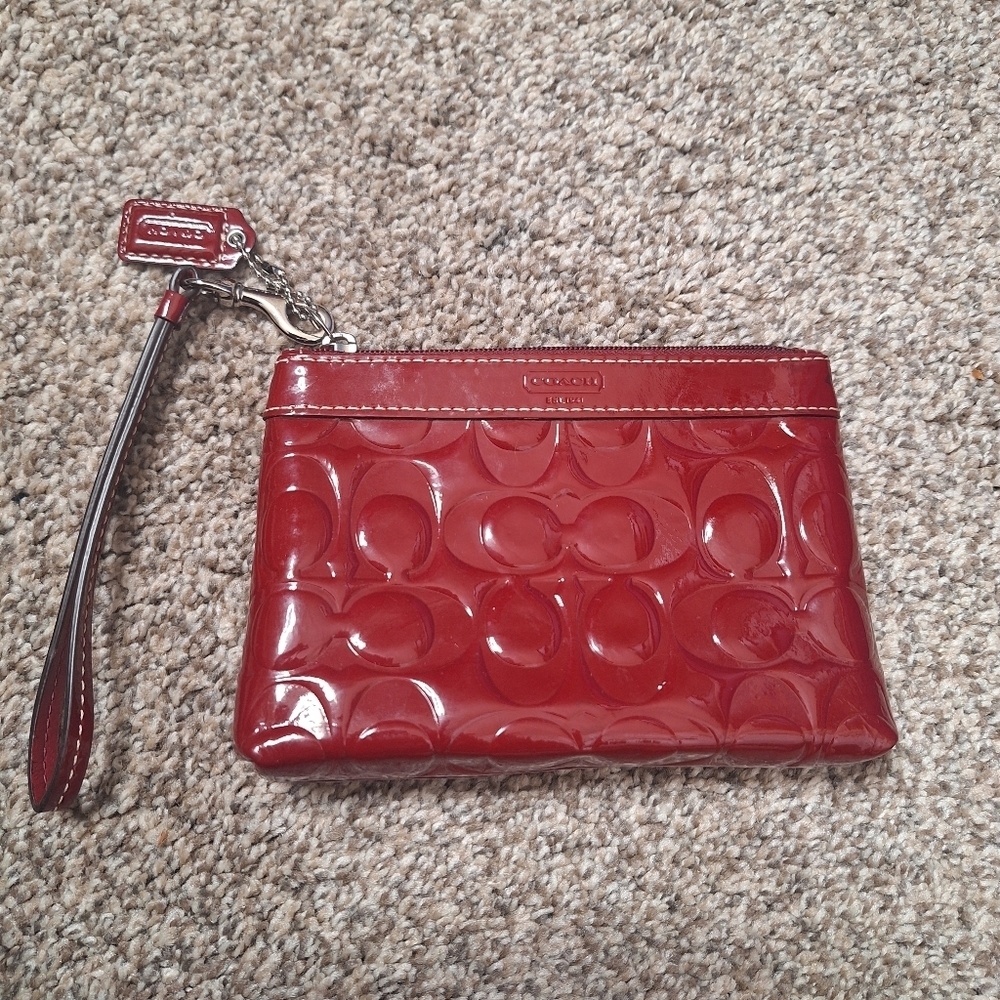 Coach wristlet Shiny Red